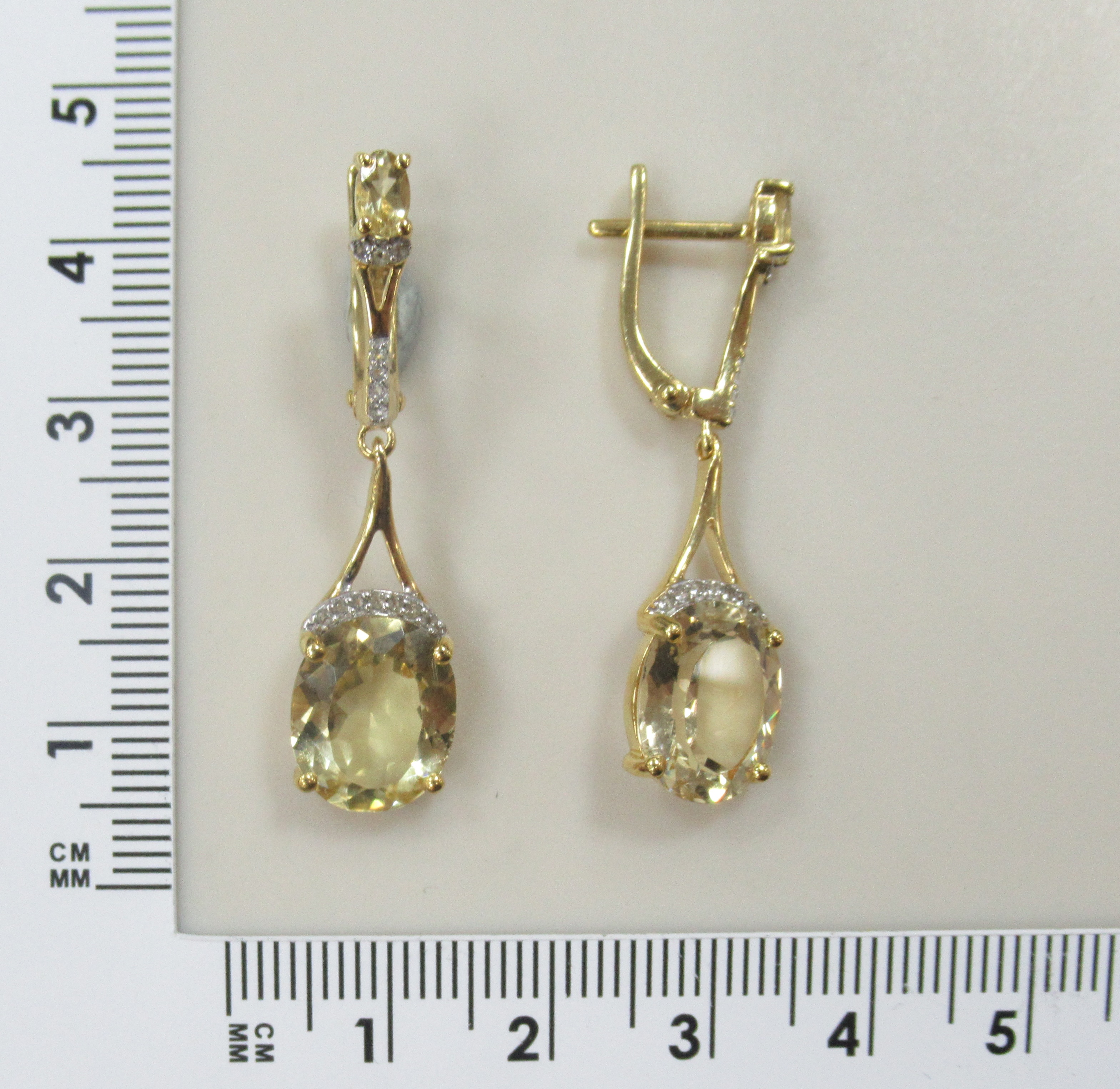 Серебряные серьги с гелиодорами